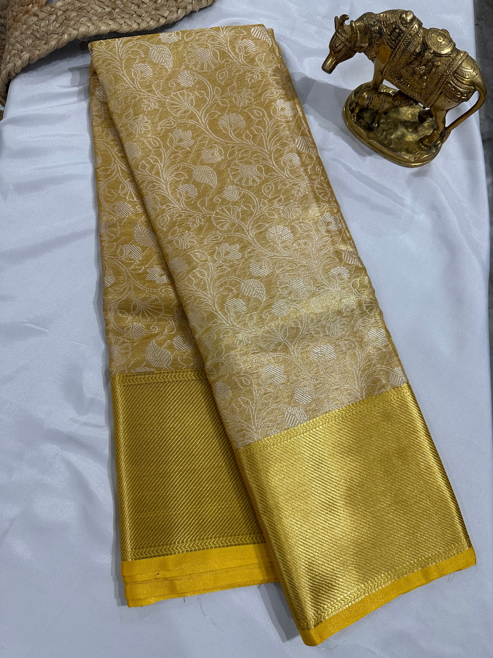 Gold Semi Kanchi Tissue Saree