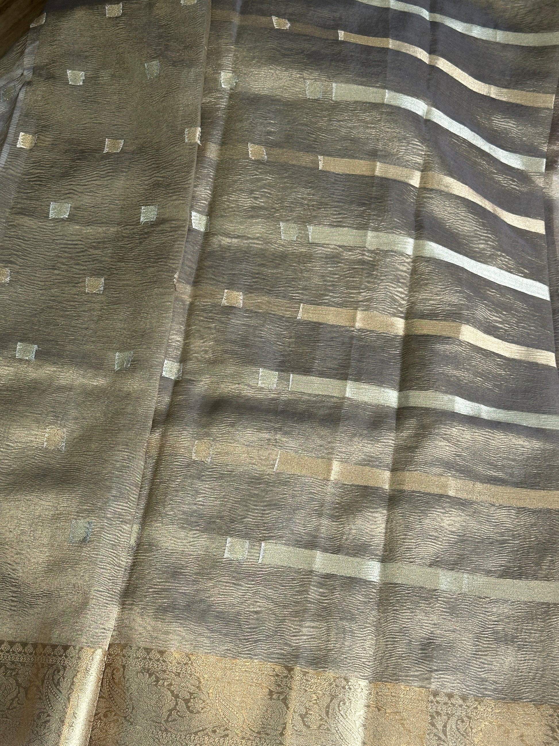 Metallic Crush Tissue Saree