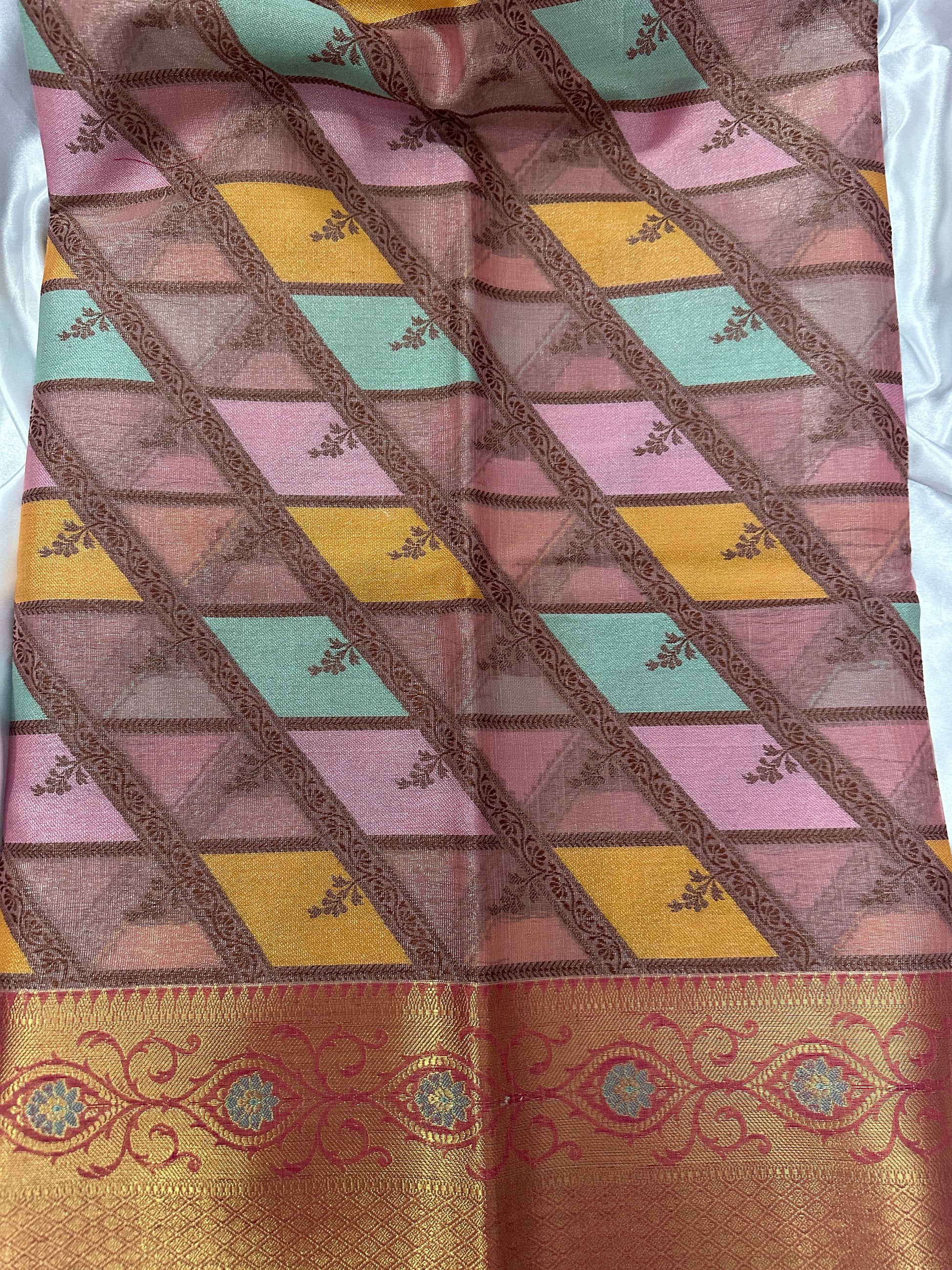 Banarasi Warm Silk Rangkaat Saree